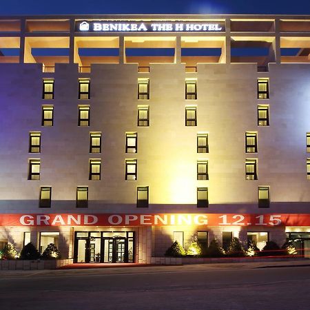 Benikea The H Hotel Hwaseong Exteriör bild