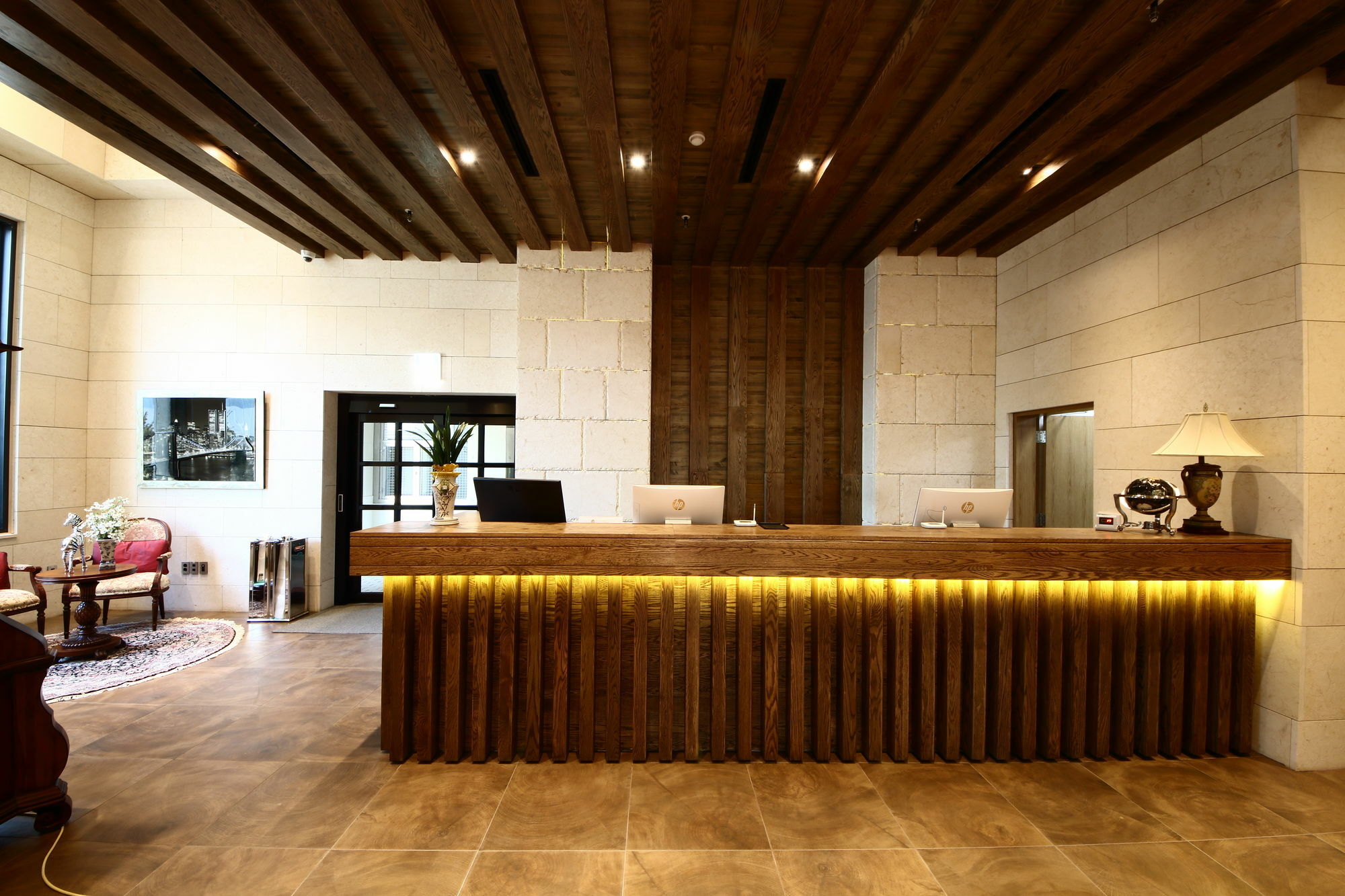 Benikea The H Hotel Hwaseong Exteriör bild